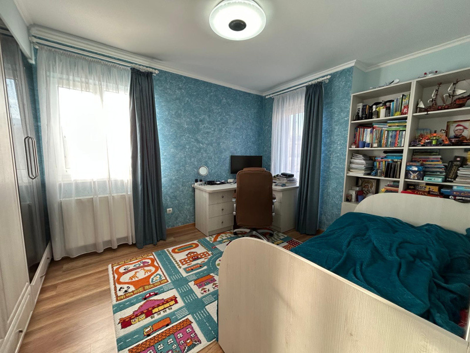 Ofertă de vânzare ap. cu 4 cam.+pod 50 mp., Iris/Oașului