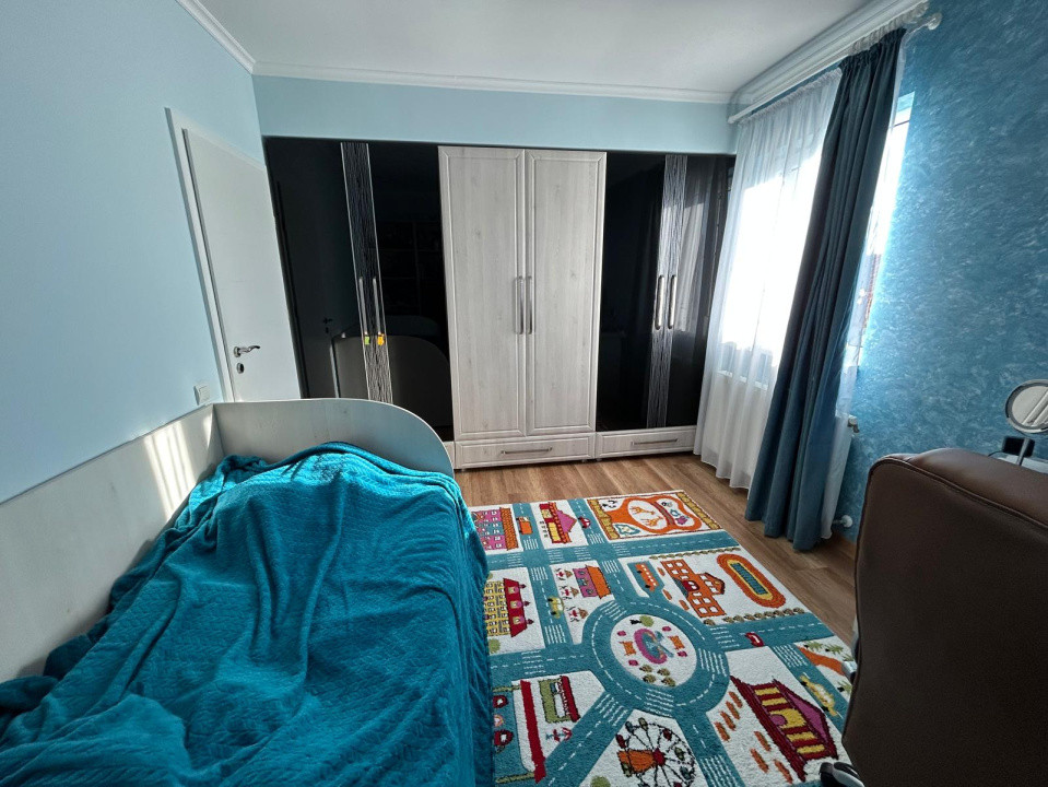 Ofertă de vânzare ap. cu 4 cam.+pod 50 mp., Iris/Oașului