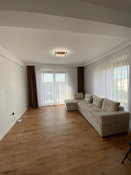 Apart 2 cam, Sânmartin, etaj 3, deține loc de parcare