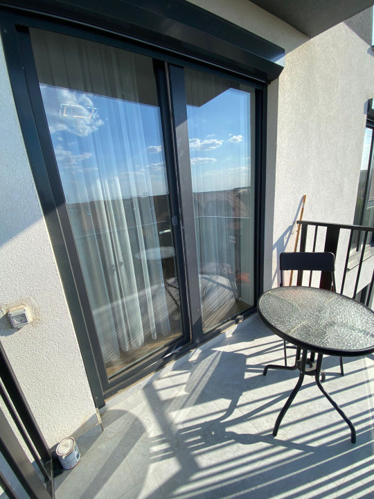 Apart 2 cam, Sânmartin, etaj 3, deține loc de parcare