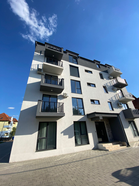 Apart 2 cam, Sânmartin, etaj 3, deține loc de parcare