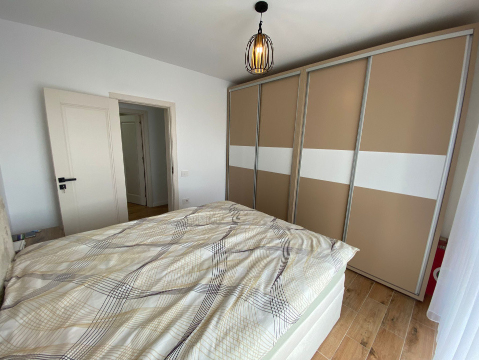 Apart 2 cam, Sânmartin, etaj 3, deține loc de parcare