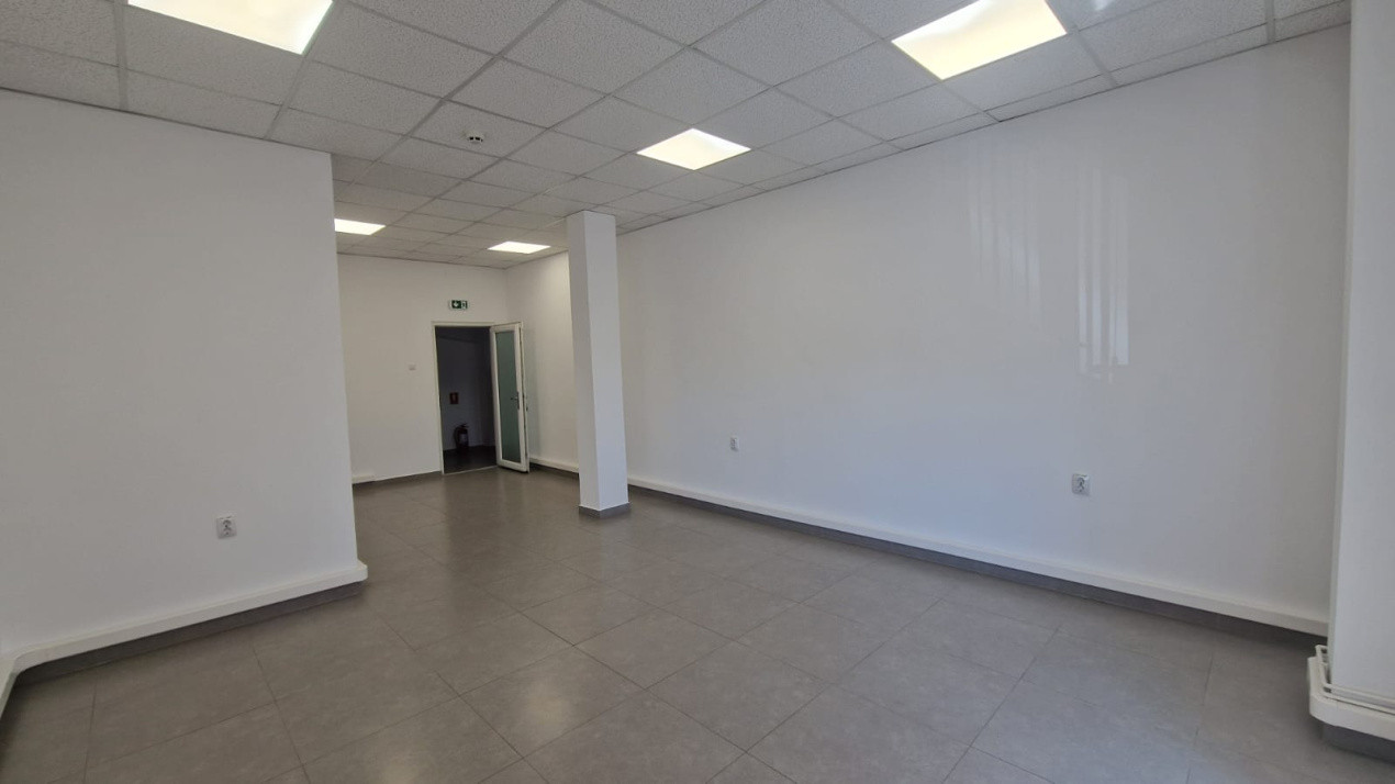 Spatiu de birouri, 45mp, Carcea, zona Ford