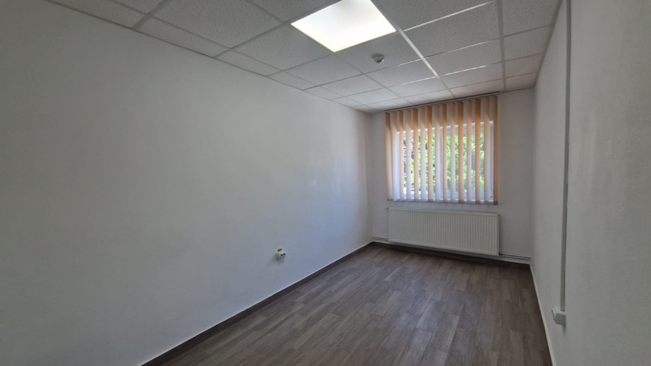 Spatiu de birouri, 44mp, Carcea, zona Ford