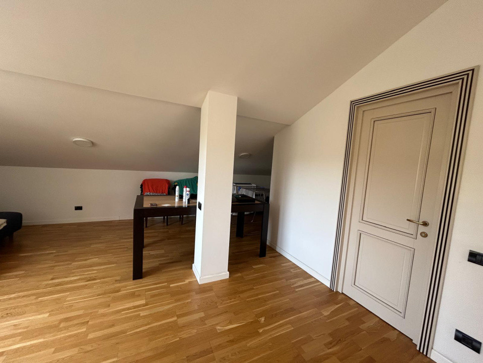 Casa P+1+M, 370 MP teren, 225 MP utili, Central