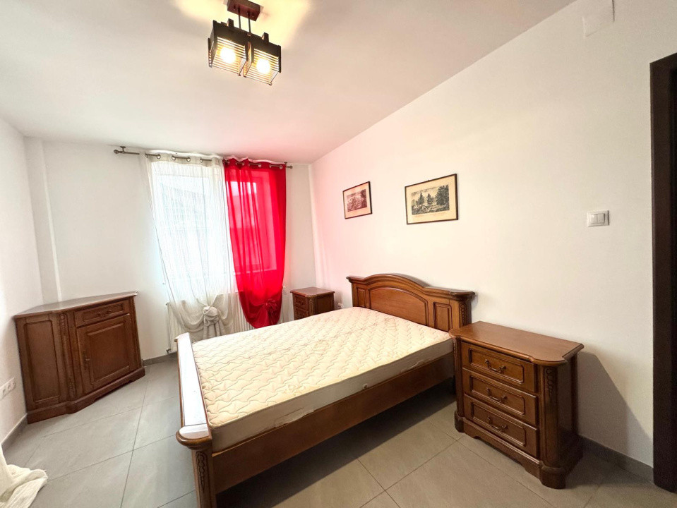 Inchiriere apartamnt cu 3 camere spatioase - zona centrala + loc de parcare