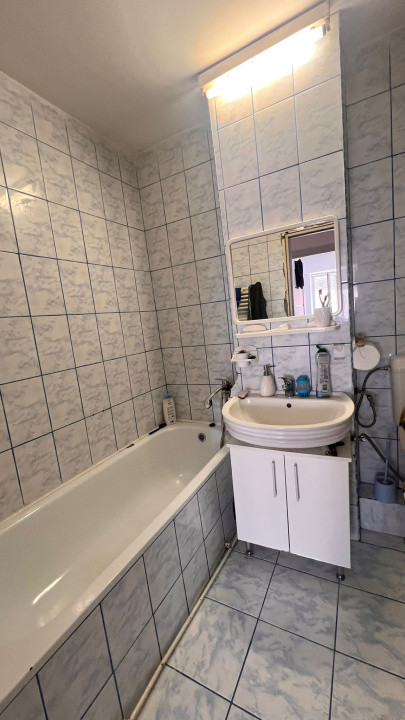 Apartament 2 camere decomandat  – Centru Civic, Str. Toamnei