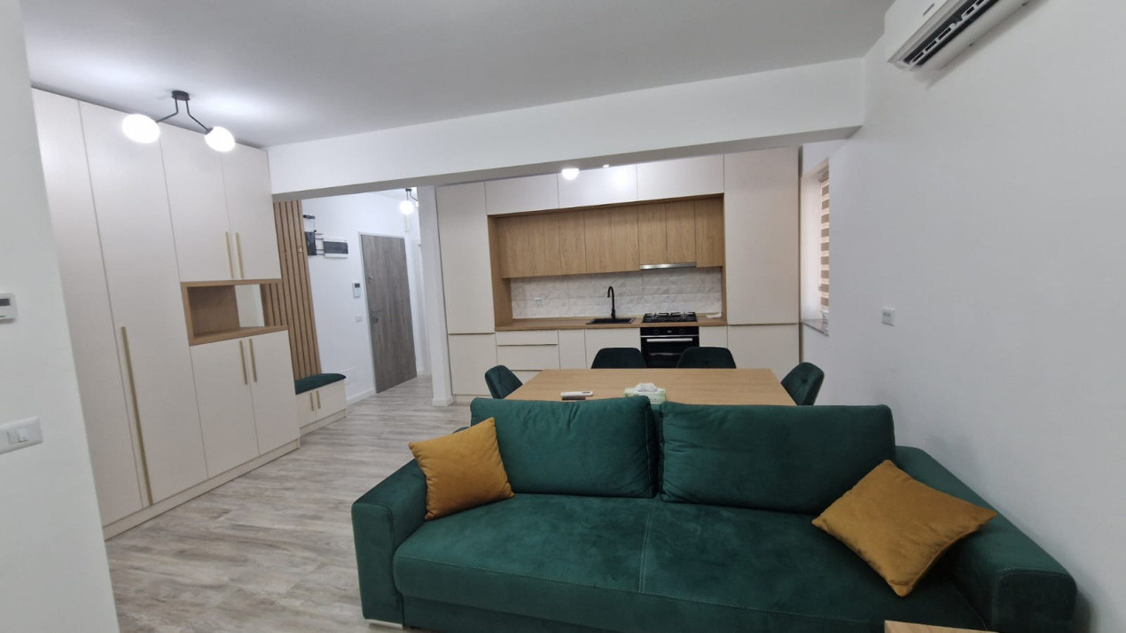 Apartament 2 camere, open space, 60mp, cartier Cornitoiu, zona Liceul Bibescu