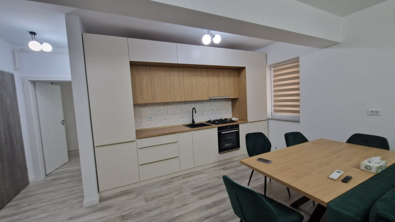 Apartament 2 camere, open space, 60mp, cartier Cornitoiu, zona Liceul Bibescu