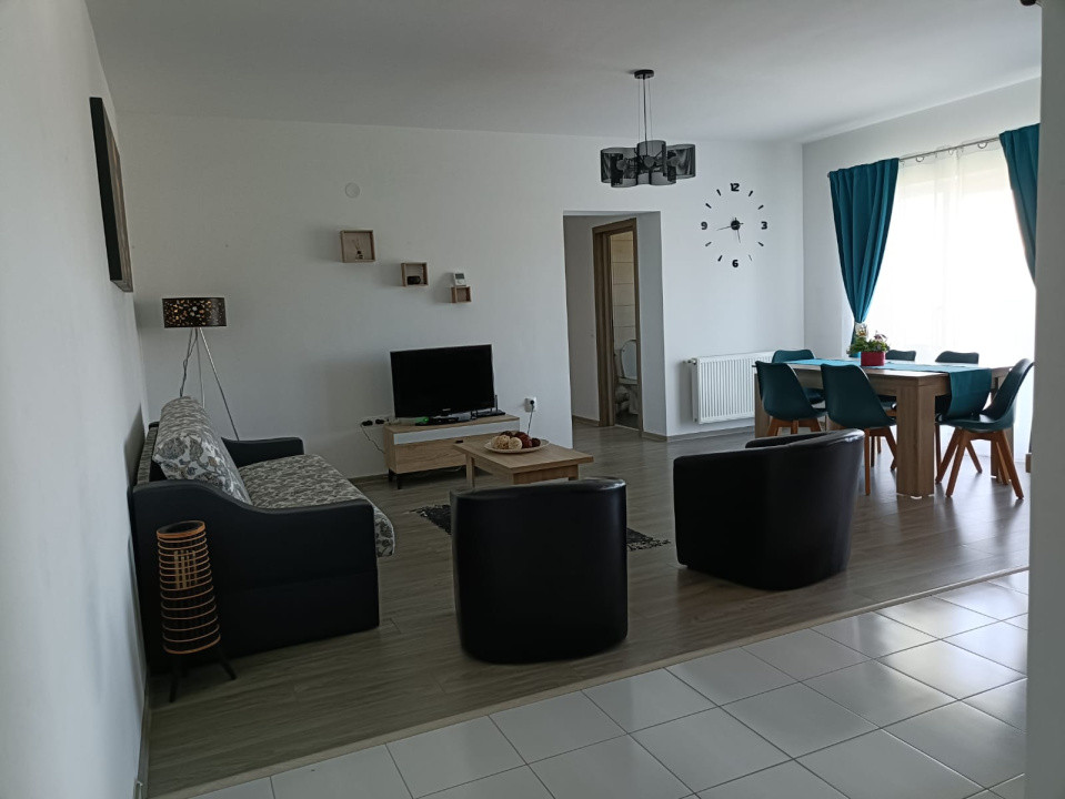 🏡 Apartament de închiriat | 3 camere | 80 mp | Loc de parcare inclus