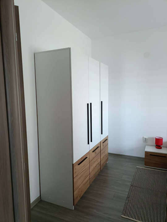 🏡 Apartament de închiriat | 3 camere | 80 mp | Loc de parcare inclus