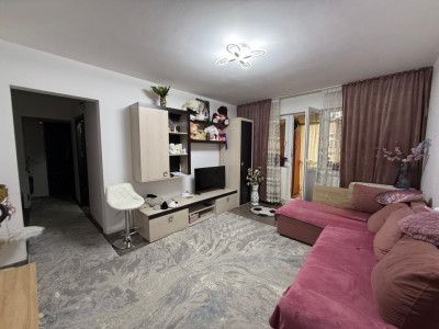 Apartament 4 camere, semidecomandat, 69 mp, Craiovita Noua, Zona Orizont 