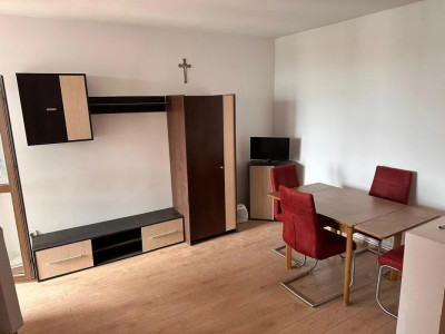 🏡 Apartament de închiriat | 3 camere | 70 mp | Vilă – Turnișor