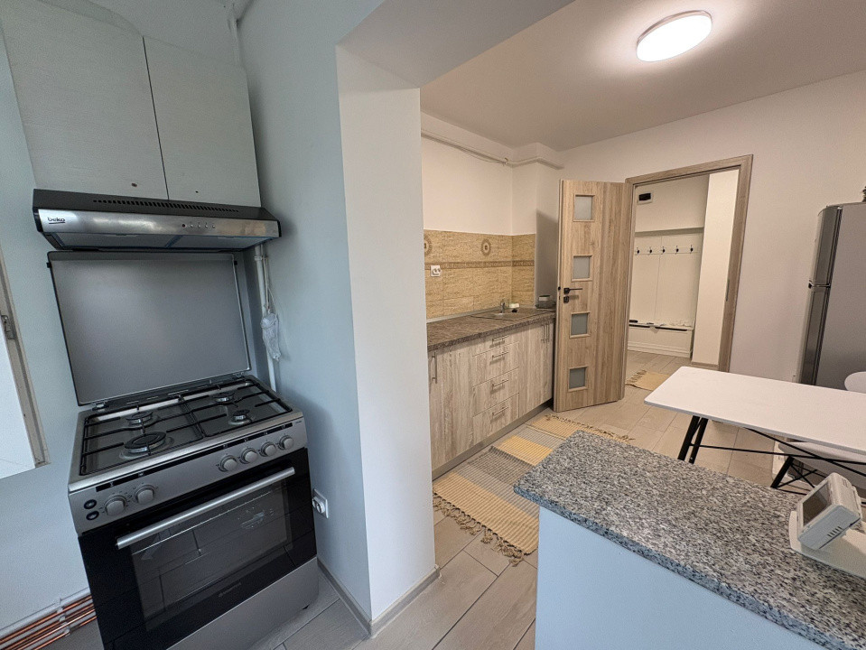 Apartament, 2 camere, 60 mp , Cartier Brazda, zona Unitatea Militara