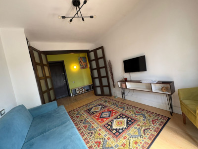 Apartament 2 camere, 53mp, decomandat, Centru, zona Ramada. 
