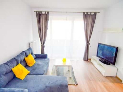 Apartament decomandat Coresi Avantgarden