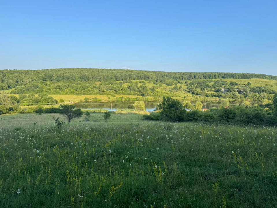 Teren extravilan 550mp  la drum ,spre vanzare in Tocile