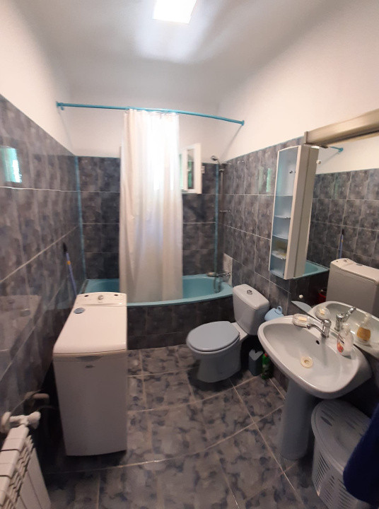 casa 2 cam 85mp,curte490mp,spre inchiriere  in Trei Stejari