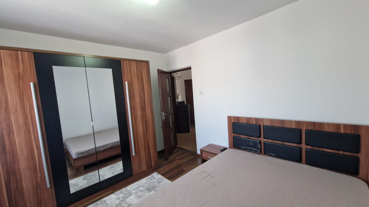 Apartament 2 camere, decomandat, 60mp, cartier Brazda, zona Guliver