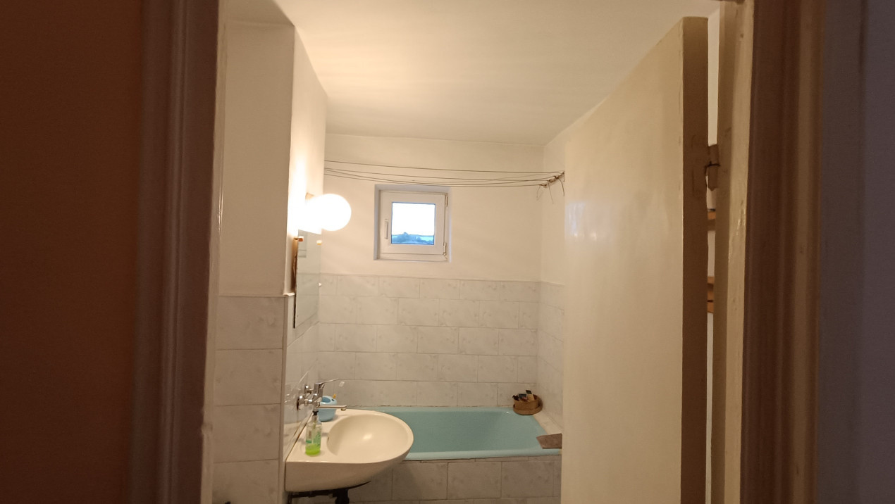 Apartament spațios cu 4 camere de vânzare -Reghin -Unirii