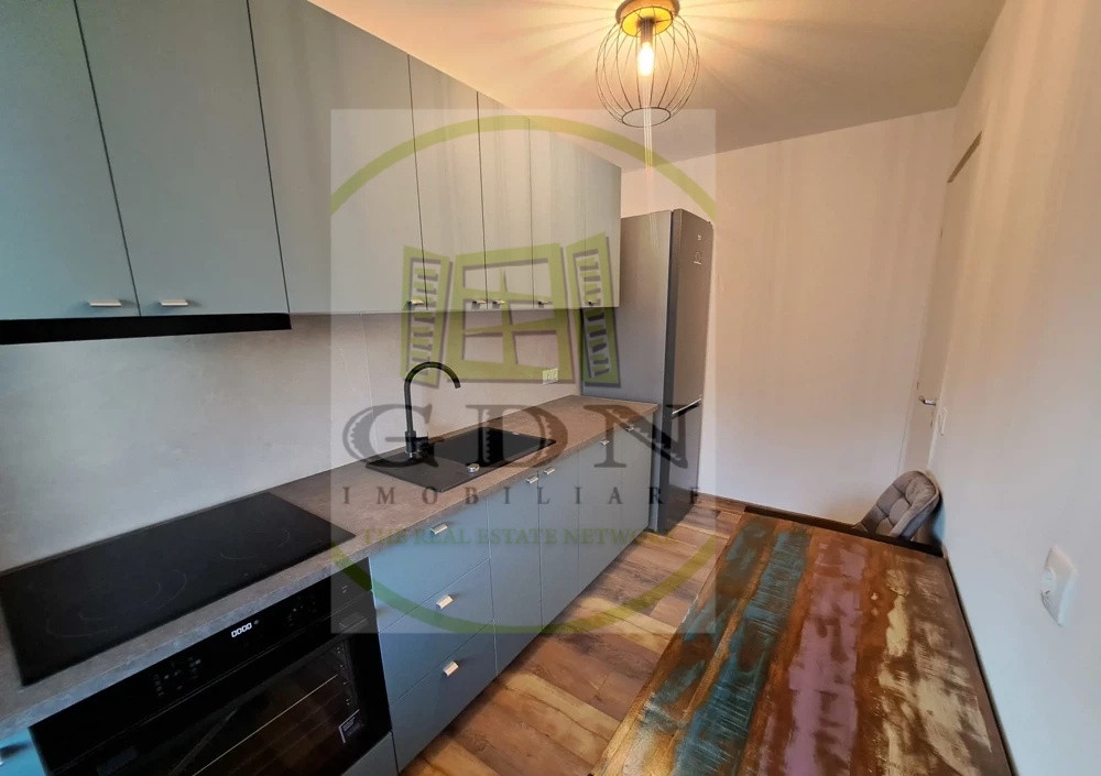 Inchiriere apartament 3 camere Coresi, Brașov