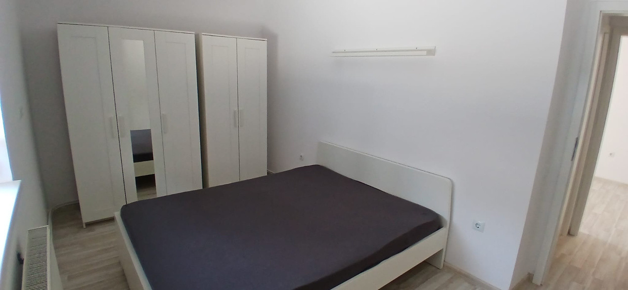 Apartament 2 camere, parter, cu curte proprie – Str. Tiberiu Ricci, zona