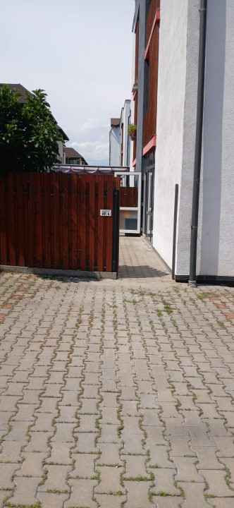 Apartament 2 camere, parter, cu curte proprie – Str. Tiberiu Ricci, zona