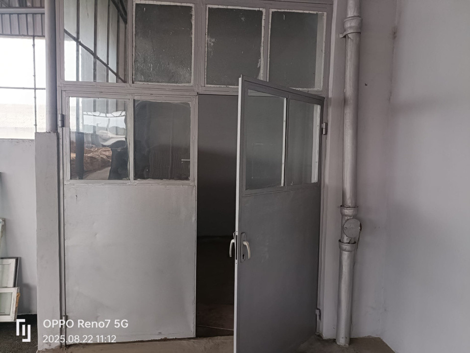 Spațiu industrial/comercial de închiriat