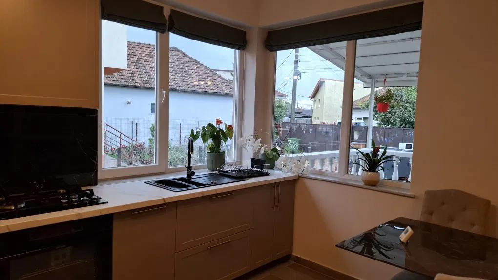 Închiriere apart. cu 2 camere, la casă +50 mp curte, Someșeni