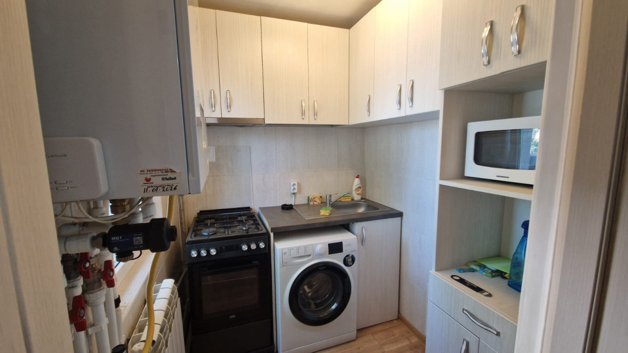 Apartament 2 camere, semidecomandat, 35mp, Valea Rosie, zona Profi