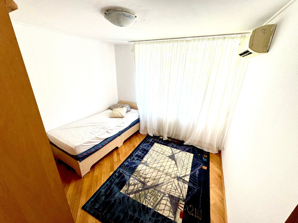 Apartament spațios 4 camere, 130 mp, lângă Parcul Herăstrău, centrală proprie! 
