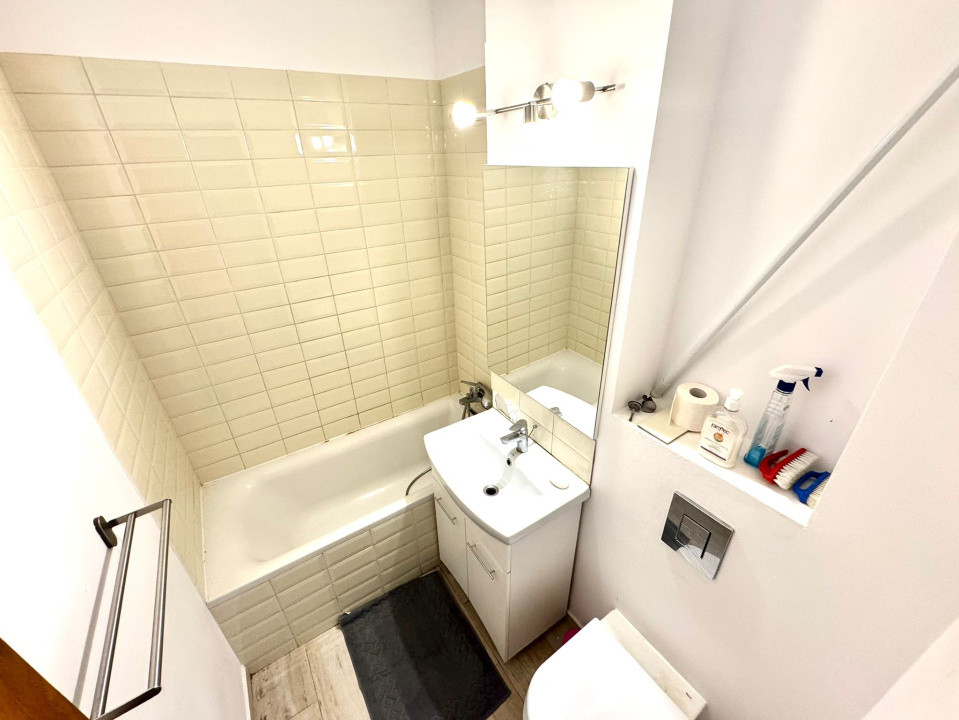 Apartament spațios 4 camere, 130 mp, lângă Parcul Herăstrău, centrală proprie! 