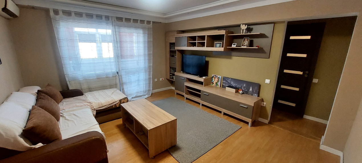 Apartament 3 camere,suprafata utila 68mp,cu 3 balcoane,spre vanzare Turnisor