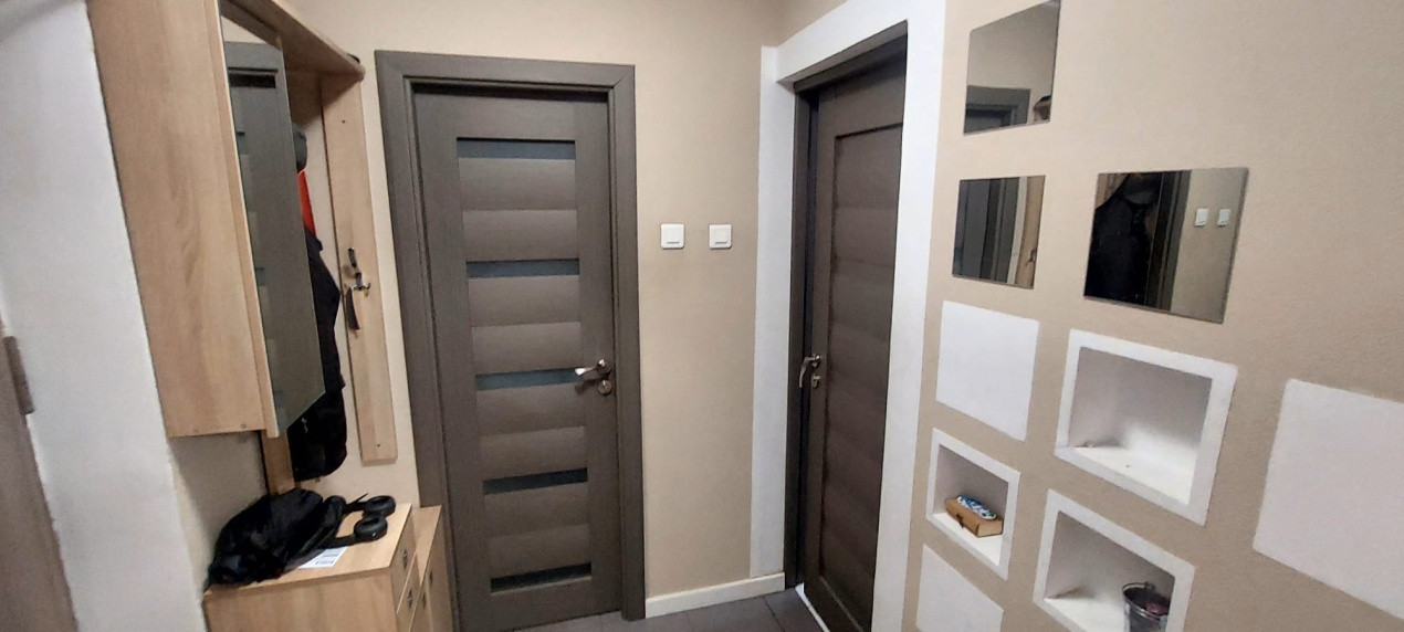 Apartament 3 camere,suprafata utila 68mp,cu 3 balcoane,spre vanzare Turnisor
