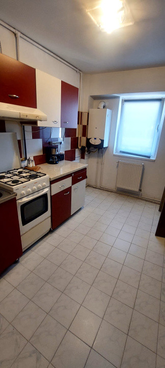 Apartament 3 camere,suprafata utila 68mp,cu 3 balcoane,spre vanzare Turnisor