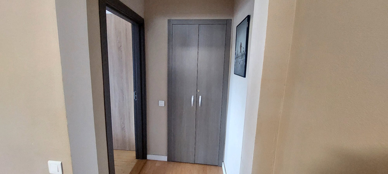 Apartament 3 camere,suprafata utila 68mp,cu 3 balcoane,spre vanzare Turnisor