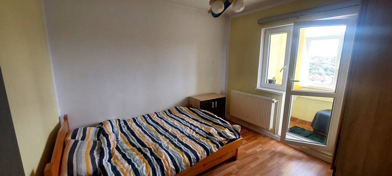 Apartament 3 camere,suprafata utila 68mp,cu 3 balcoane,spre vanzare Turnisor