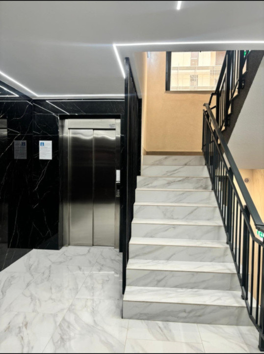 Apartament cu 2 camere boxa si loc de parcare subteran 