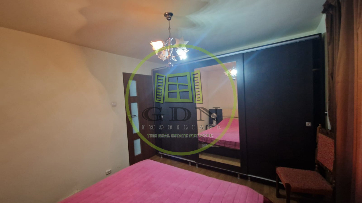 Apartament 4 camere, decomandat, 96mp, cartier 1 mai, zona Ciuperca