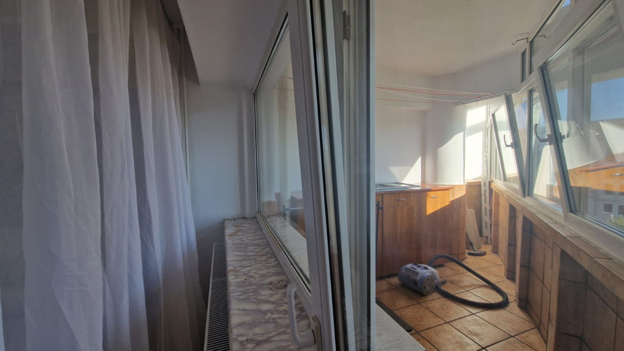 Apartament 3 camere, decomandat, 95mp, centru, zona KFC