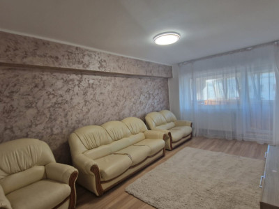 Apartament 3 camere, decomandat, 95mp, centru, zona KFC