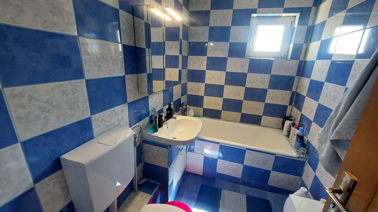 Apartament 3 camere semidecomandat, 67 mp, Brazda zona Baba Novac