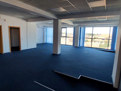 Spatiu birouri 240mp utili (open space-140mp),spre inchiriere-Calea Dumbravii