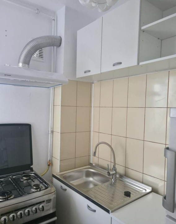Garsoniera 32 m2 ,semidecomandat,-Complexul Orizont