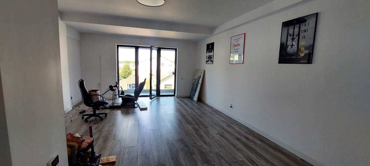 Apartament 3 camere 107mp utili, spre inchiriere pe Calea Dumbravii.