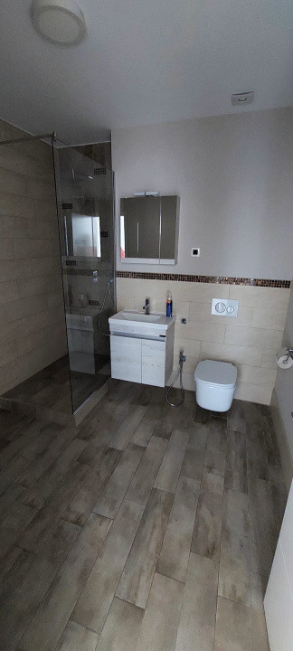 Apartament 3 camere 107mp utili, spre inchiriere pe Calea Dumbravii.