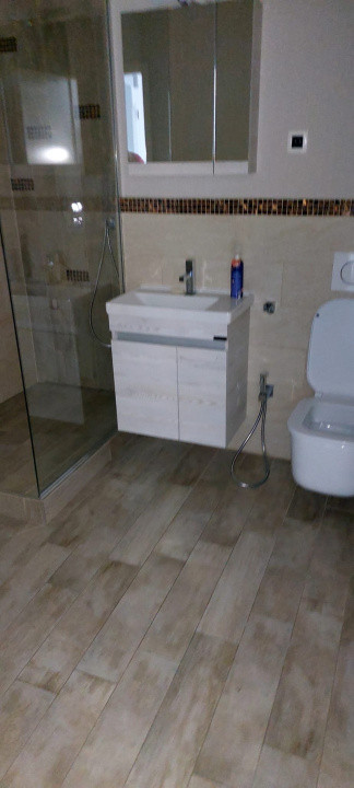 Apartament 3 camere 107mp utili, spre inchiriere pe Calea Dumbravii.