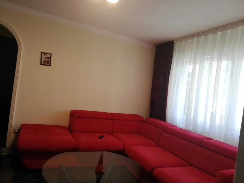 Închiriere apart. cu 3 camere, Mănăștur, 550 Eur