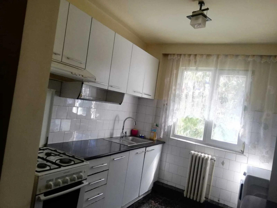 Închiriere apart. cu 3 camere, Mănăștur, 550 Eur