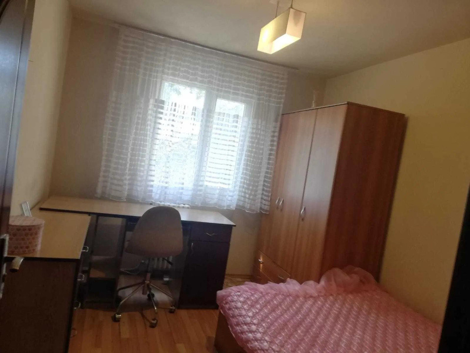 Închiriere apart. cu 3 camere, Mănăștur, 550 Eur